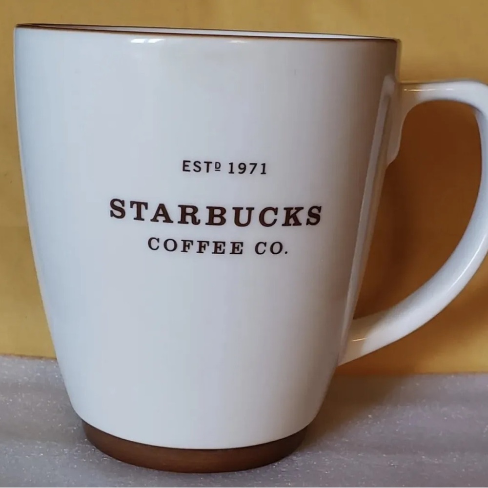 (2006) Estd. 1971 Starbucks Coffee Co. - 18 oz. Mug